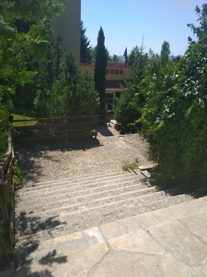 Zornica Hotel Kazanlŭk Eksteriør bilde